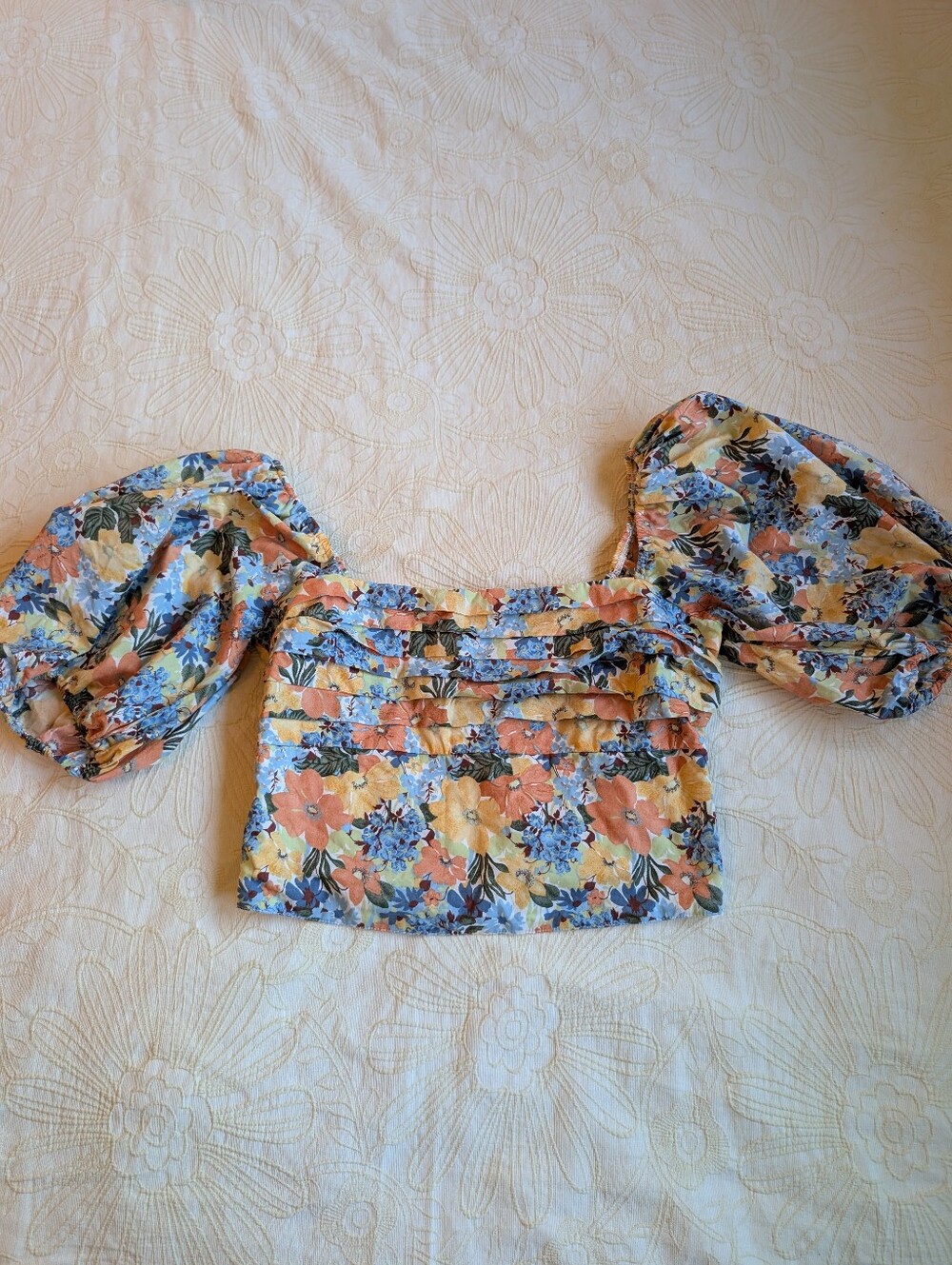 Abercrombie And Fitch Puff Sleeve Top
